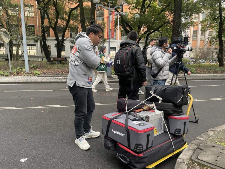 光影十年，致謝上海 《鄔達克》紀錄片的幕后與深情